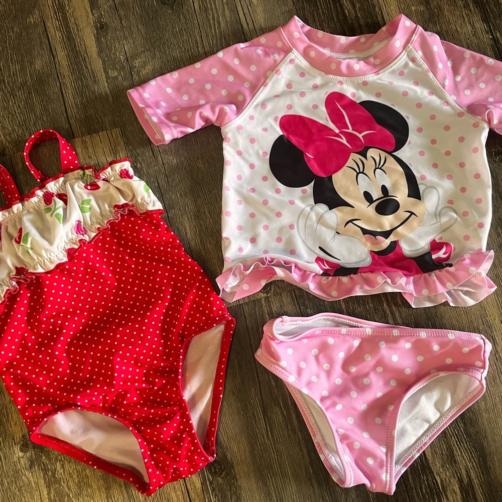 2T swim suits Minnie Mouse and Penelope Mack both in perfect condition